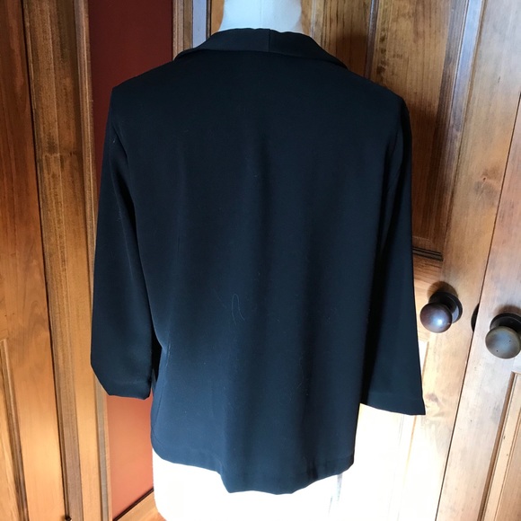 ** 2 for $40 ** BLACK Le Lis Drape Blazer - Picture 7 of 9